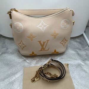 Louis Vuitton Marshmallow Shoulder Bag Beige Leather M45698 USA Seller